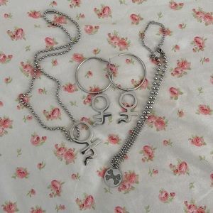 iGirl Necklace Trio